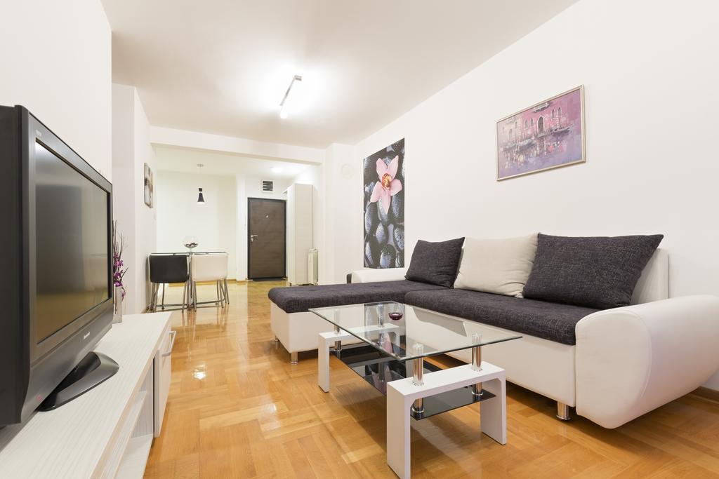 Prima Apartmani Beograd Room photo